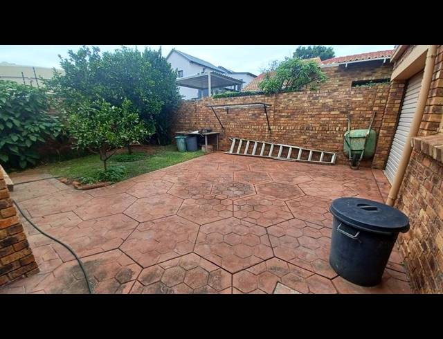 3 BEDROOM HOUSE FOR SALE IN MAGALIESKRUIN